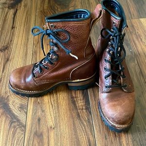 Womens Cognac Frye “Logger” boots. Great wear!